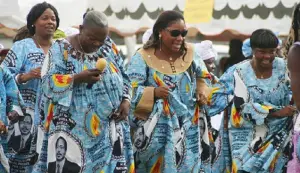 Kribi : Près de 1500 femmes témoignent leur soutien au Chef de l’Etat après les manifestations de la BAS