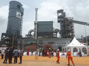 Investissements : Cimencam injecté 50 milliards de FCFA dans la construction d&#039;une nouvelle usine à Figuil