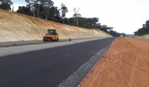 Décentralisation : Le ministre des Travaux publics apporte des éclaircis aux gouverneurs