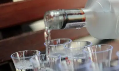 Lutte contre la contrefaçon : La douane saisit une cargaison de vins et de produits laitiers à Douala
