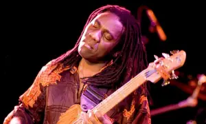 Affaire Survie Cameroun: Richard Bona renouvelle sa confiance à Maurice Kamto